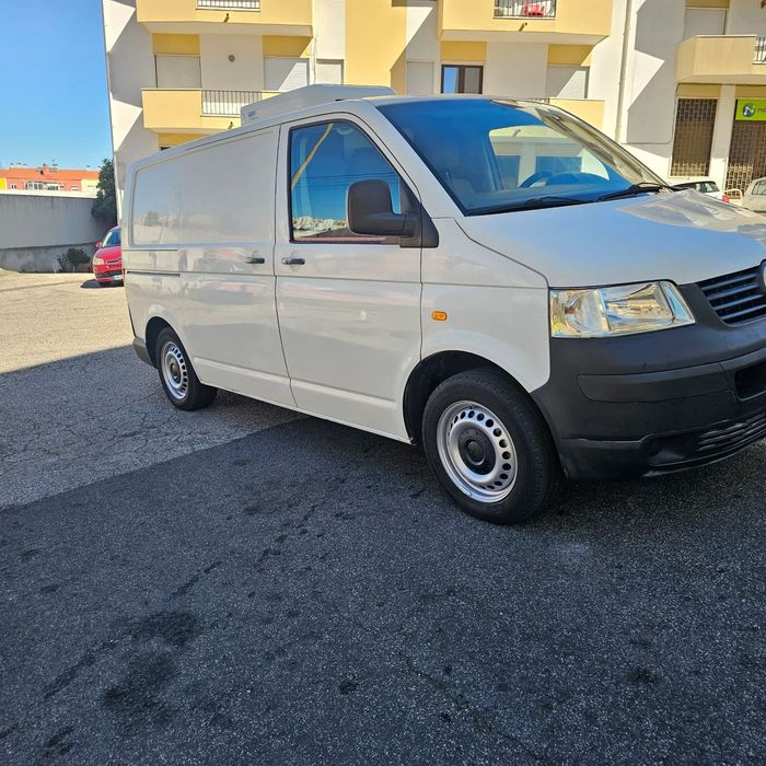 VW Transporter frio garagem