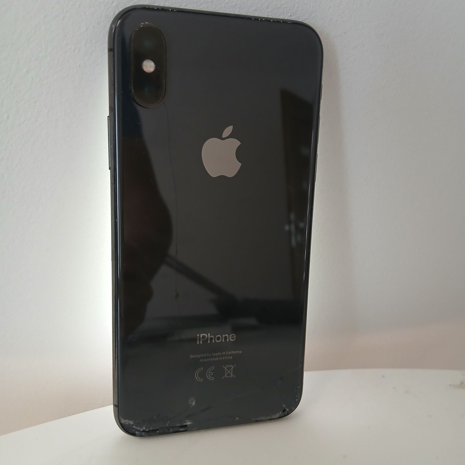 iPhone X 64 BEZ RYSEK plus etui