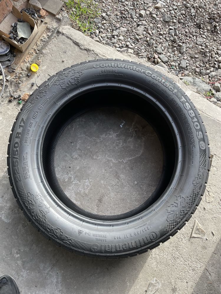 225/50 R17 Continental