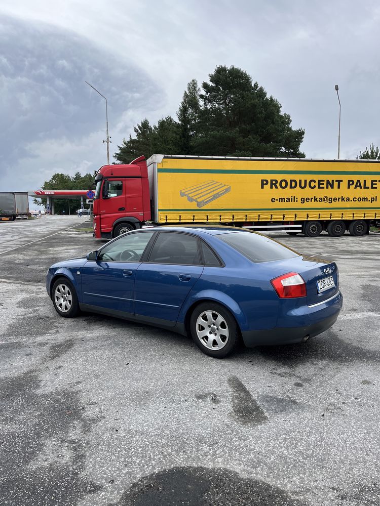 Audi A4 B6 1.6 MPI Benzyna 102km 2002r