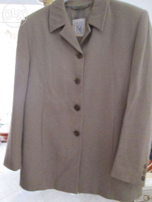 Fato senhora casaco e calça tudo de marca NATUREL