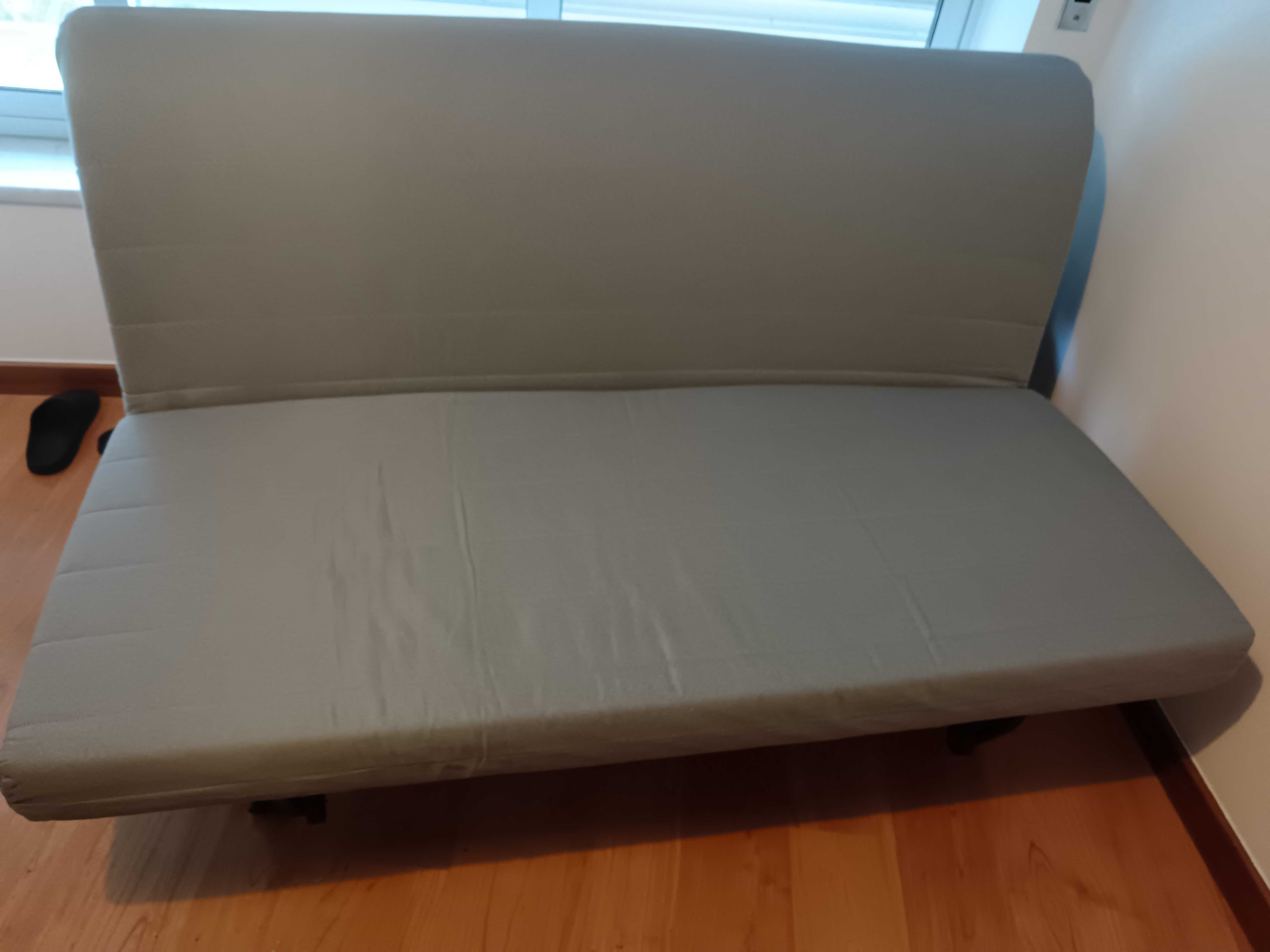 Sofá cama com capa  ikea