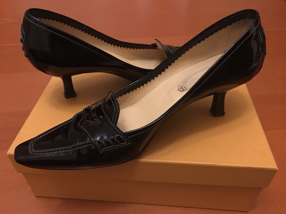 Buty na obcasie półbuty szpilki czarne lakierki TOD’S TODS r. 39 1/2