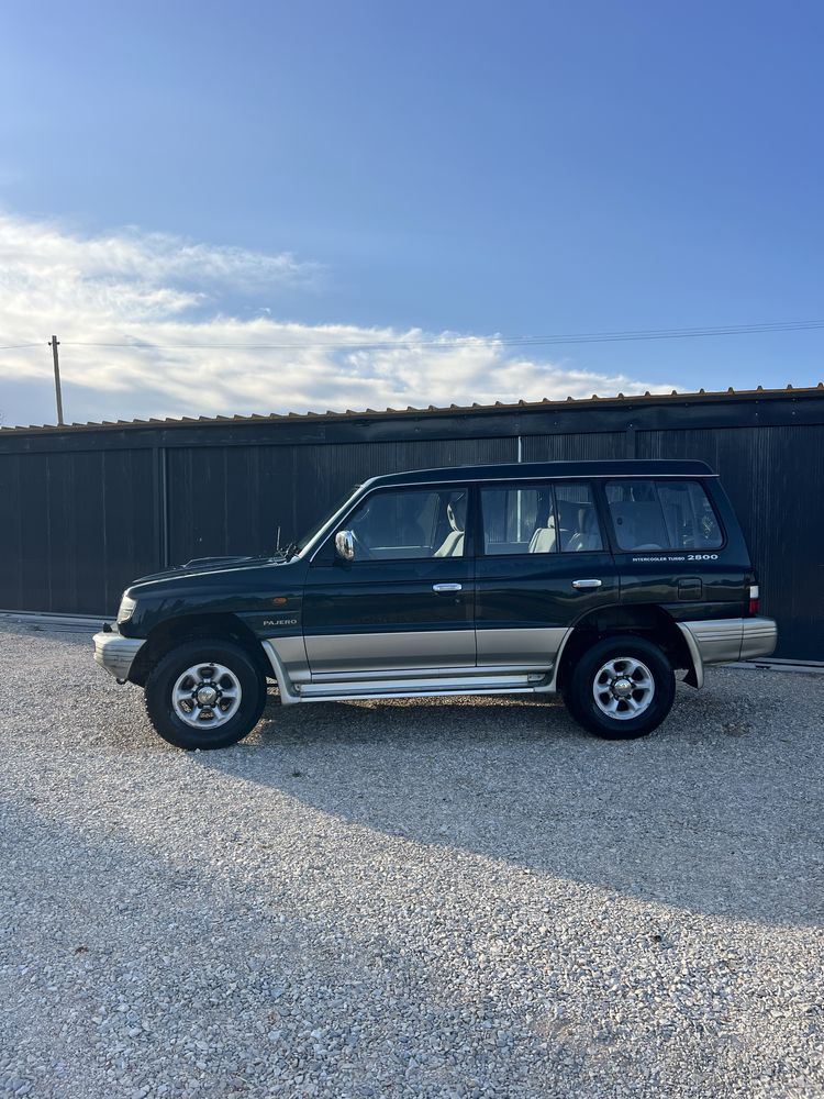 Mitsubishi Pajero 2.8GLS abas largas