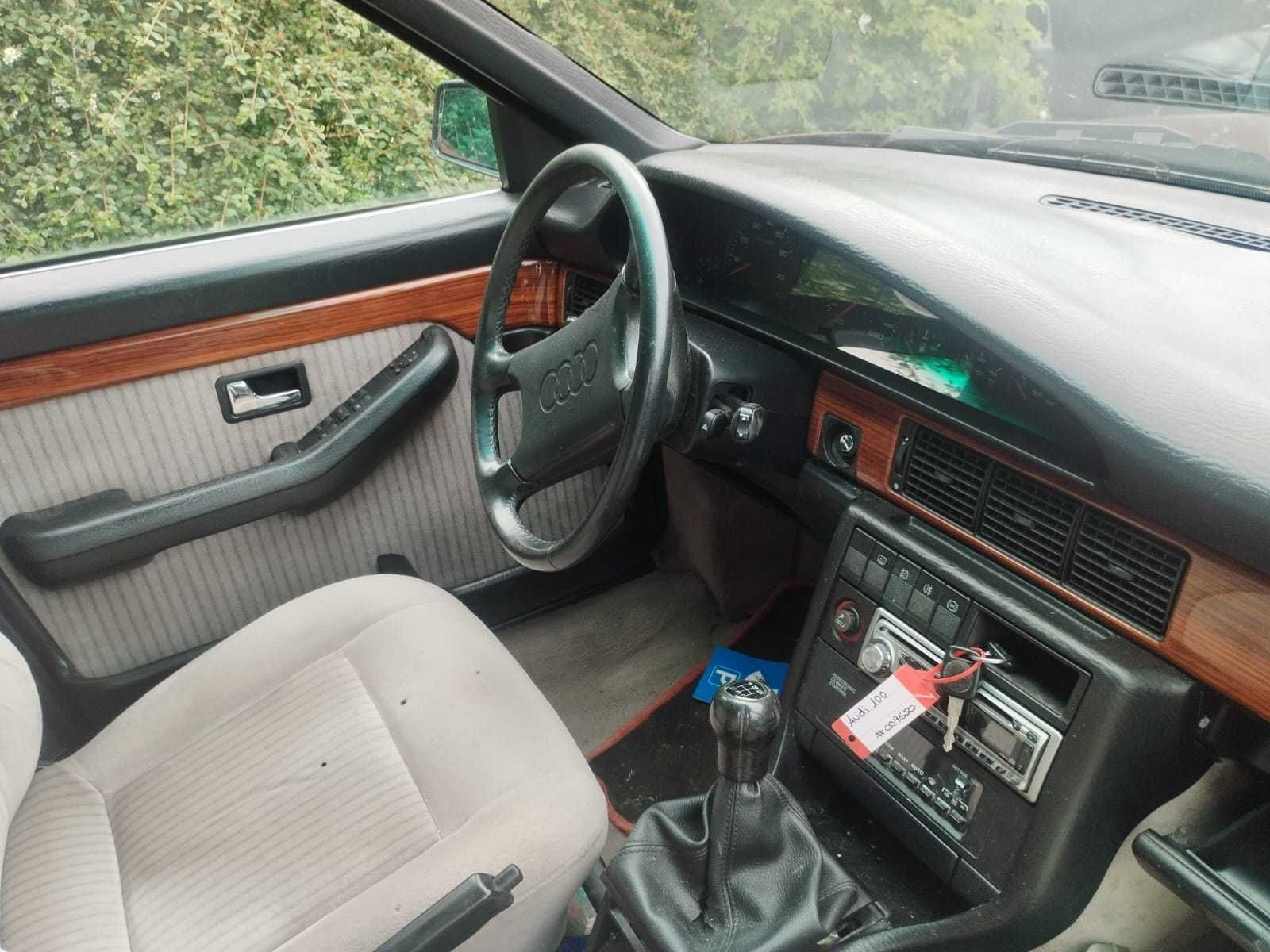 Audi 100 c 3 2,2 klimatronic 136 km stan kolekcjonerski imp. z Niemiec