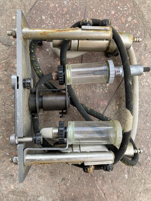 Прилад ППР-2М (прилад Петрова) Універсальний рідинний мановакуумметр