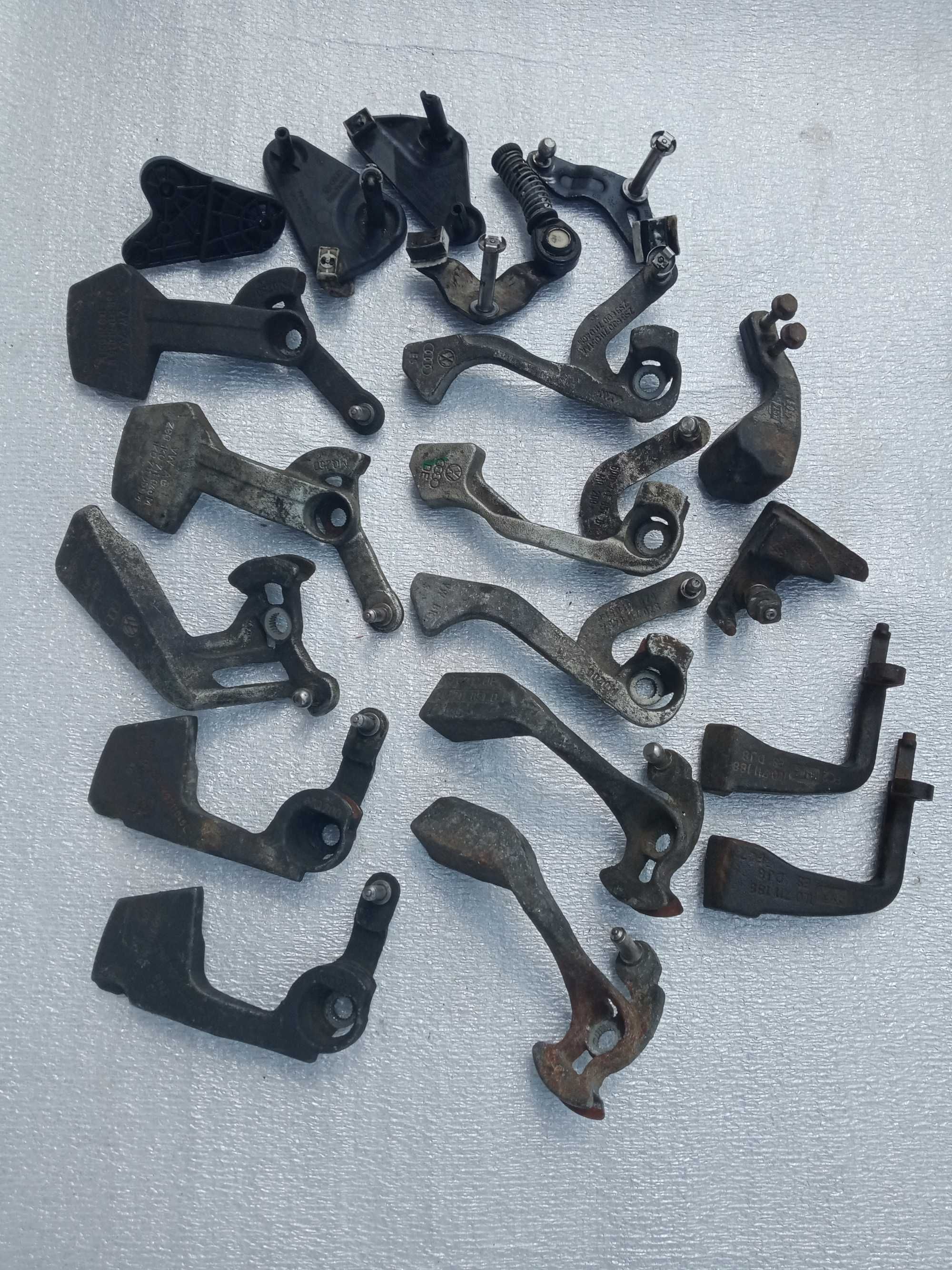 Балансір Ричаг мКпп vw,Фольксваген,seat,Сеат,skoda,Шкода,audi,Ауді