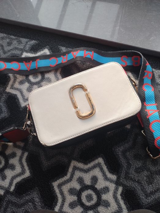 Torebka listonoszka Marc Jacobs zapraszam