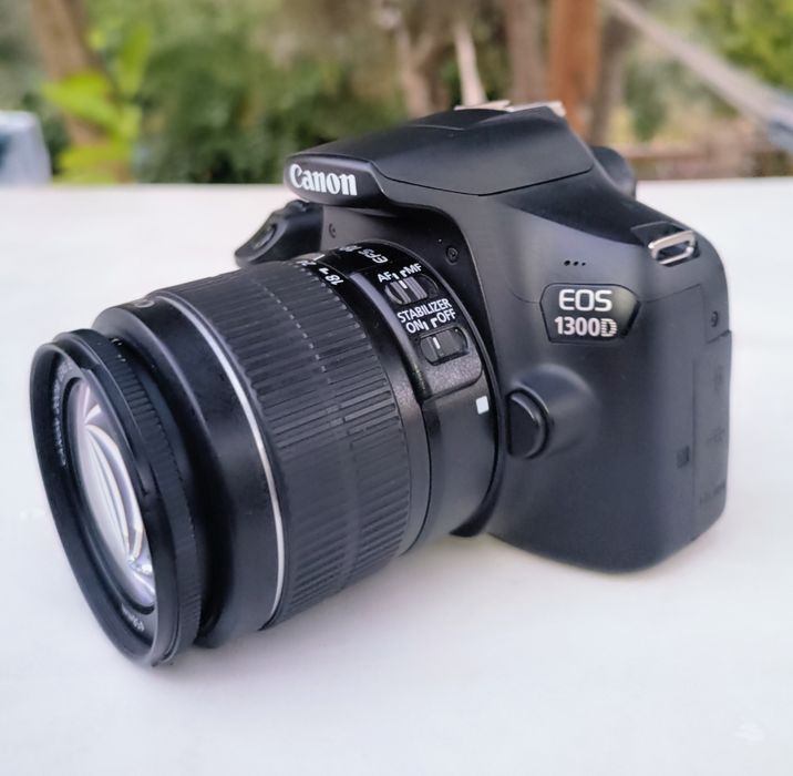 Câmera Canon 1300D "Como Nova" +Lente 18-55 ES +64gb +Bolsa