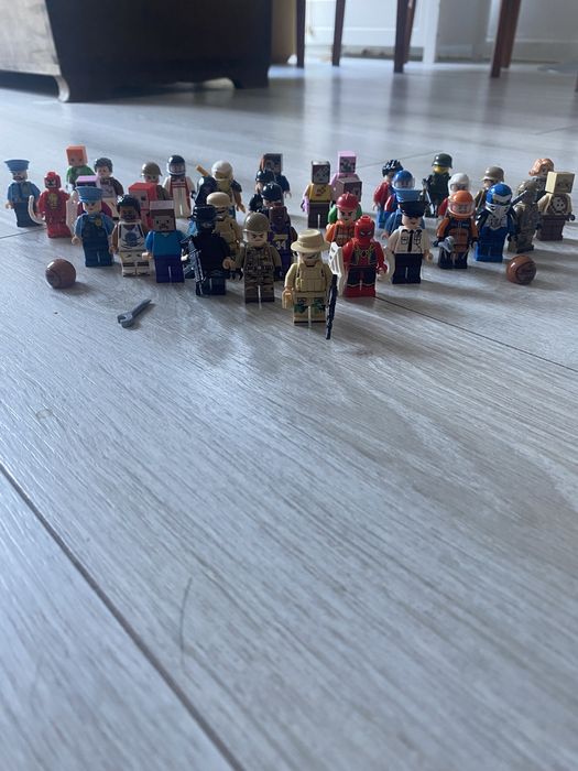 Figurki z ruznych seri mega zestaw okazja ninjago spider man wojsko