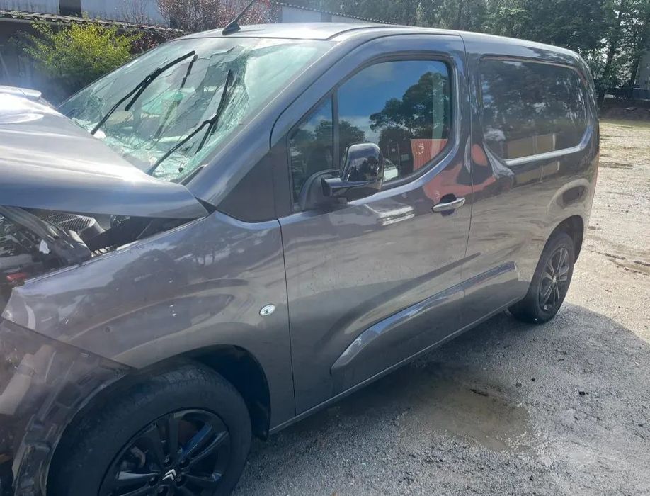 Citroen Berlingo 1.5 BlueHDI 2023 Com 17 Mil Kms Para Peças