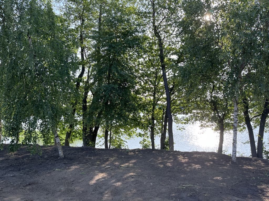 Działki nad jeziorem 3000m