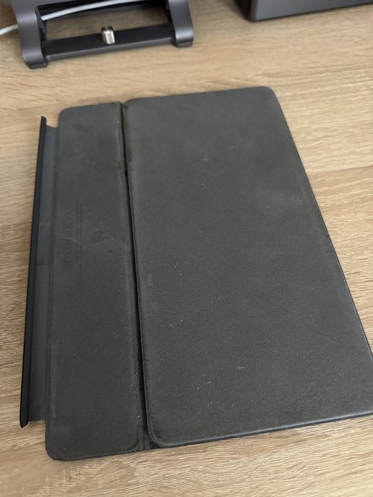 Apple Smart Keyboard та захисна накладка Ipad Air 3/Pro 10.5/Ipad 10.2