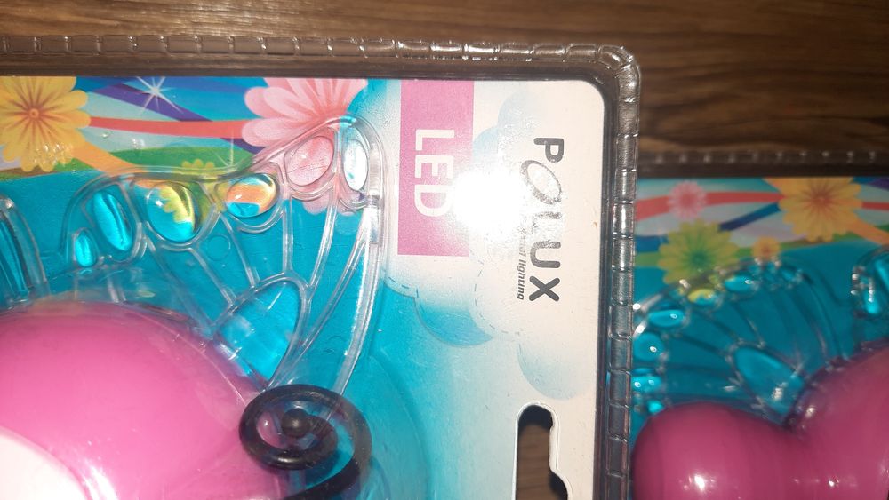 Lampka nocna rozowa led