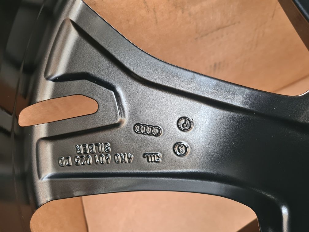 Nowe felgi Oryginal Audi 22 RS7 RS6 RSQ8 SQ8 Q8 SQ7 Nowe