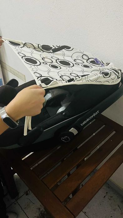 Ovo BebéConfort com tapa-sol e ninho