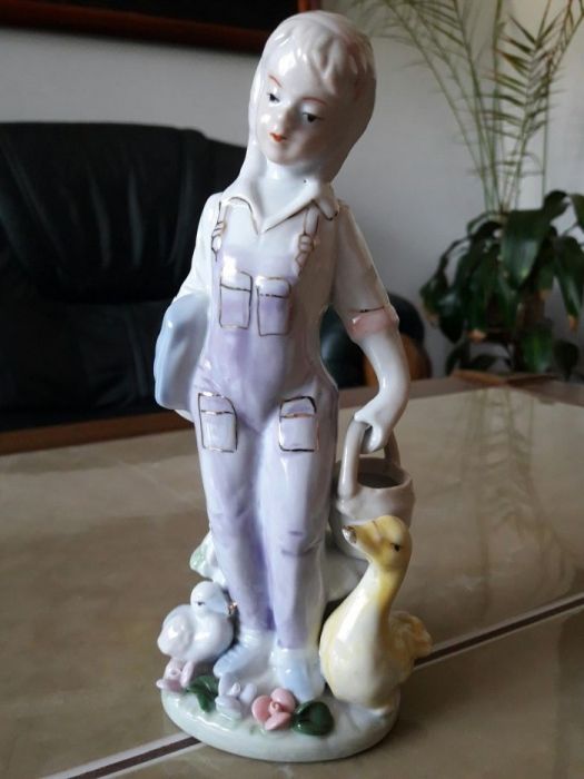 Porcelanowa figurka