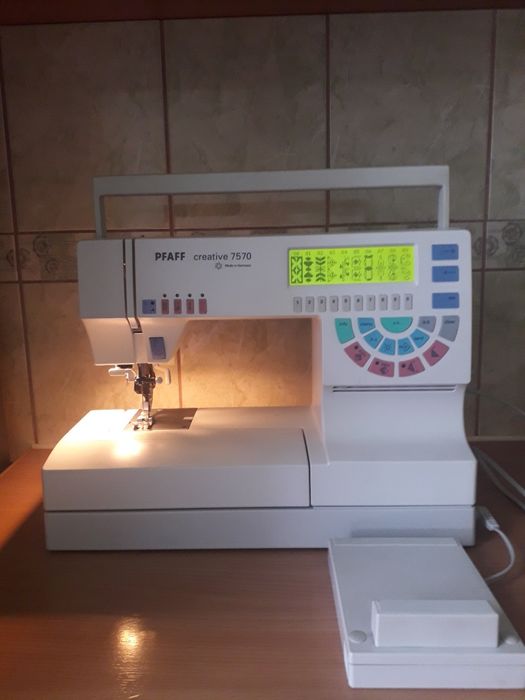 Hafciarka PFAFF 7570 CREATIVE