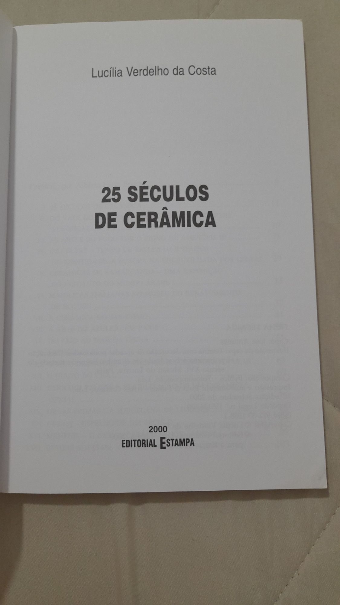 25 séculos  de cerâmica