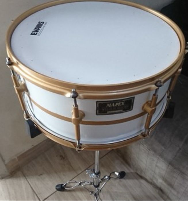 Reforma, restauração e customização de baterias