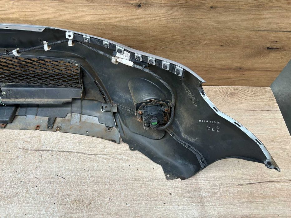 Zderzak przedni Mitsubishi Outlander kolor 33x