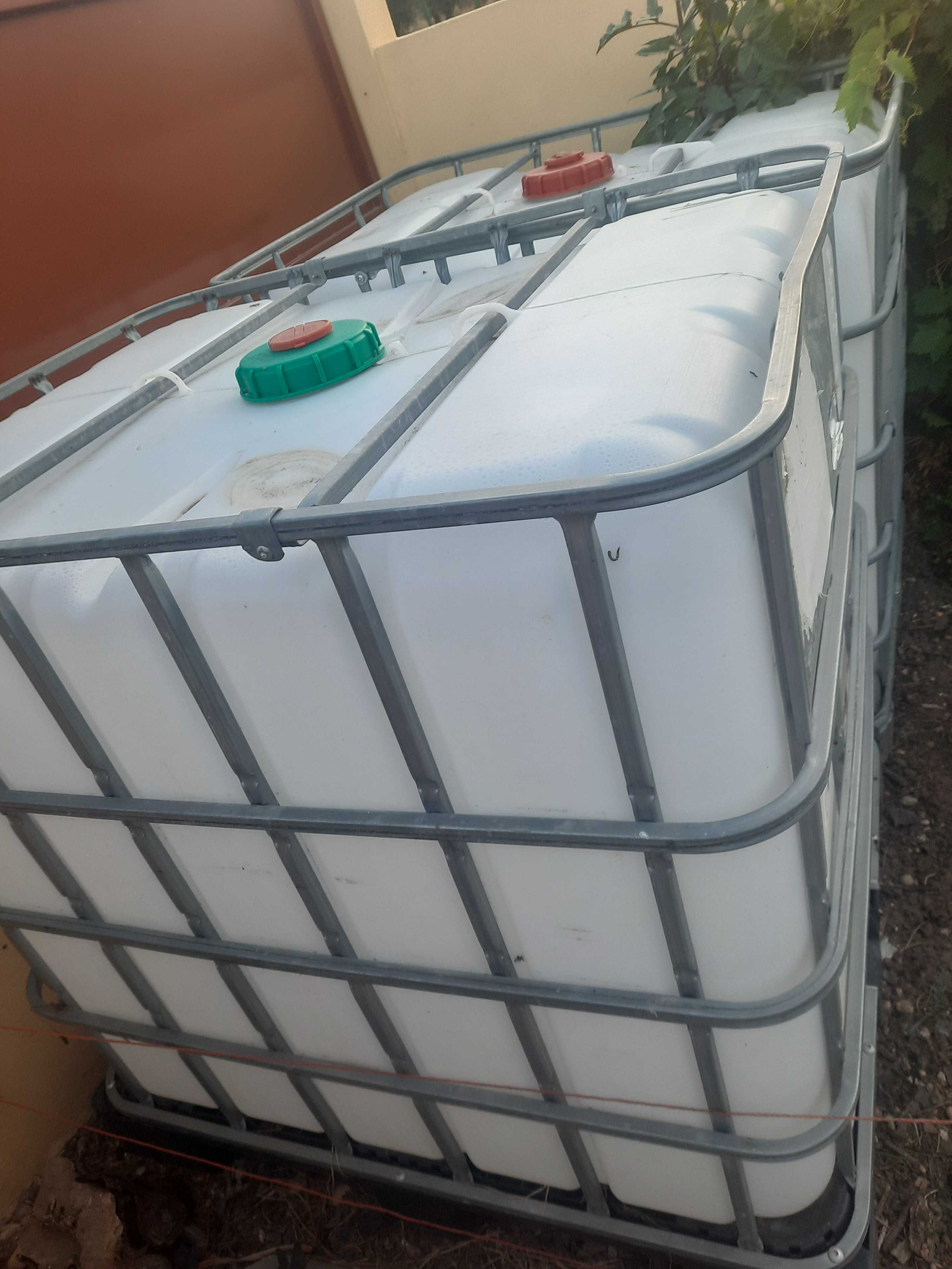 Vendo depósito 1000 lts