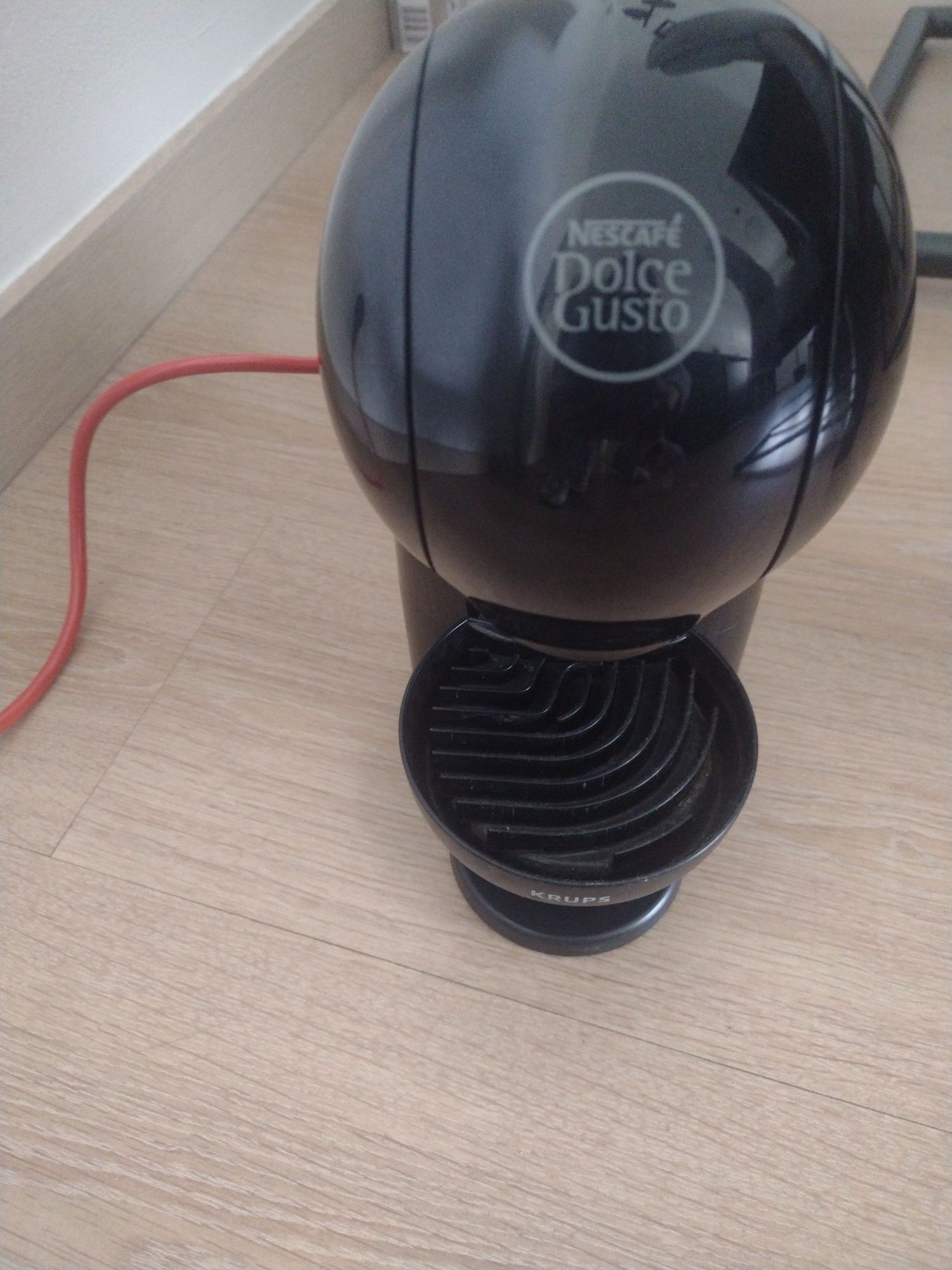 Máquina de café Doce Gusto