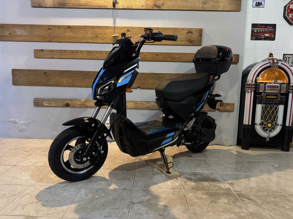 Scooter Eletrica sem carta Voltrish Vision TX