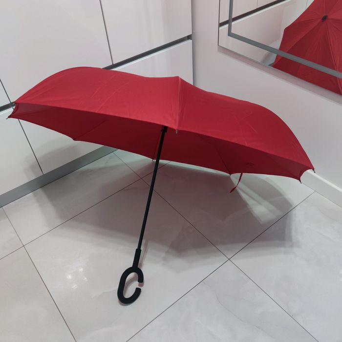 Продам червону парасольку