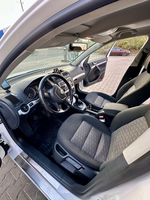 Skoda A5 2011 рік 1.6 турбодизель, терміновий продаж