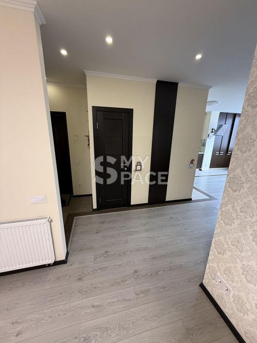 ЖК Позняки-4а, вул. Олени Пчілки, 8 /Дарниця, Соцмісто