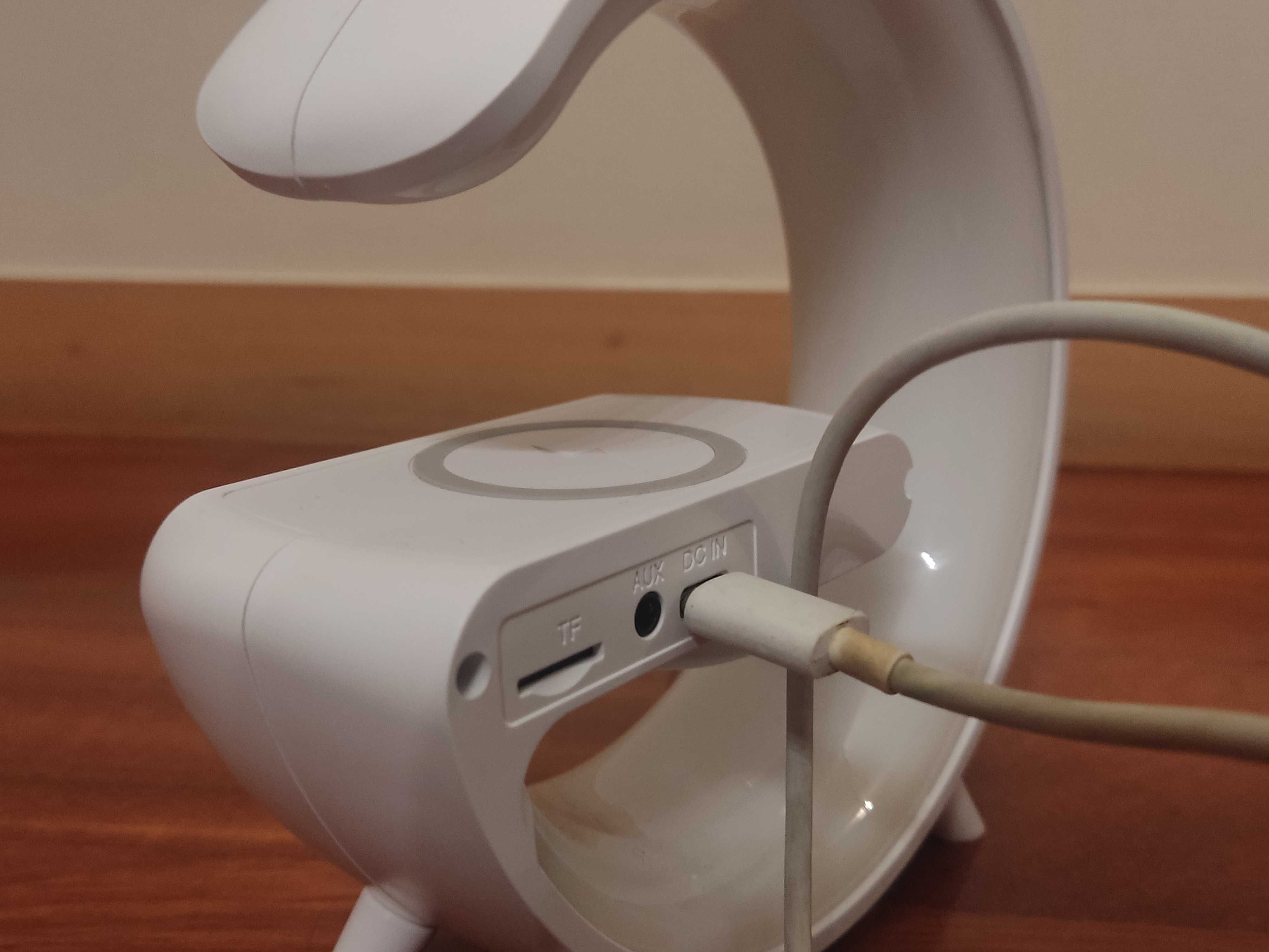 Candeeiro RGB, Relógio despertador, colunas bluetooth