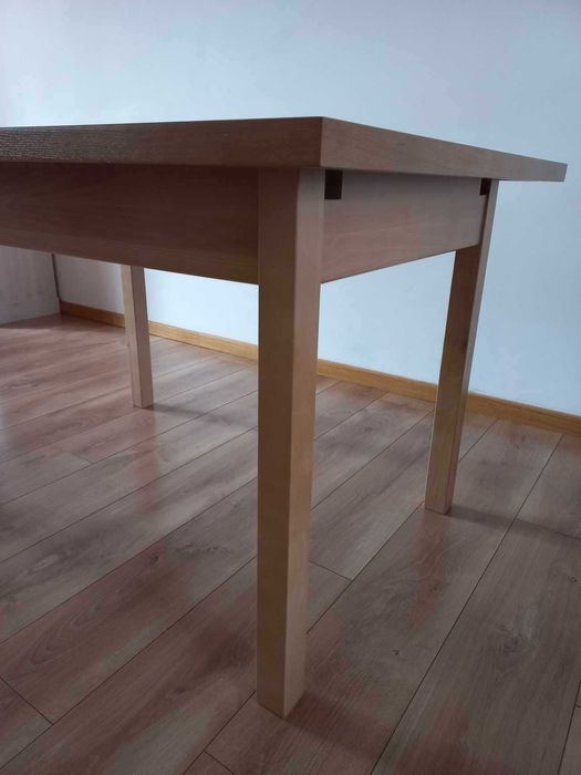 Stół rozkładany do jadalni z 2 wkładkami (max 194 cm), b. dobry stan