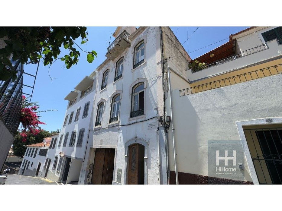 Prédio para remodelação total com vista mar | Santa Luzia, Funchal