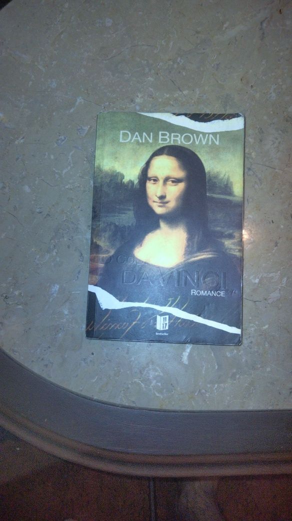 Vendo livro O código DaVinci