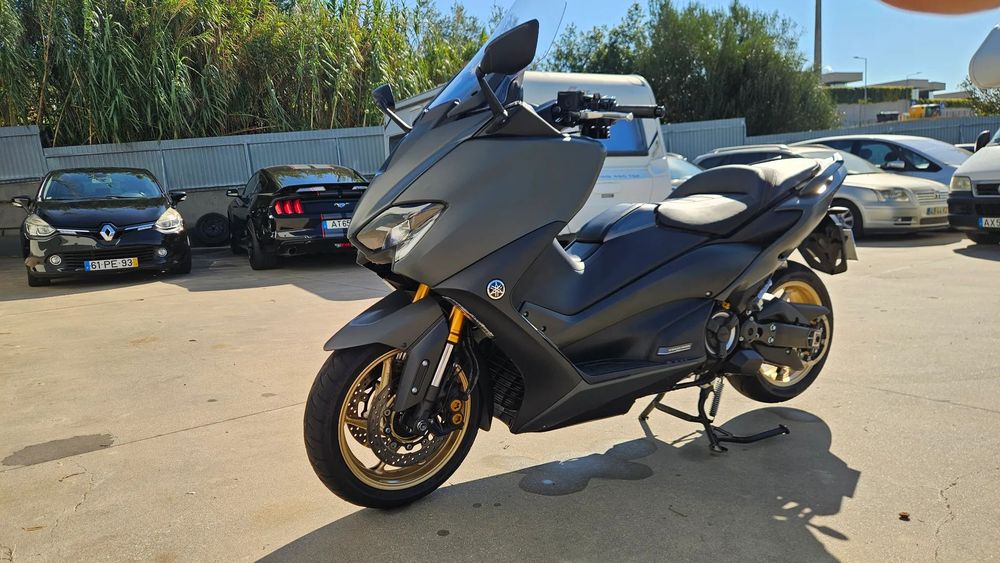 Yamaha TMAX  TECH MAX