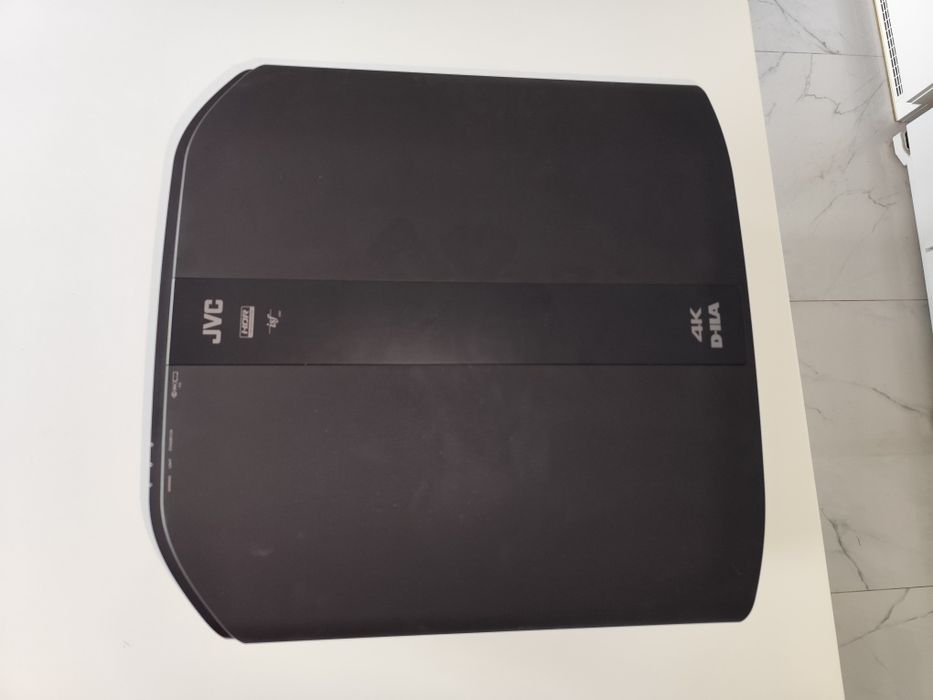Projektor jvc d-ila 7nbe