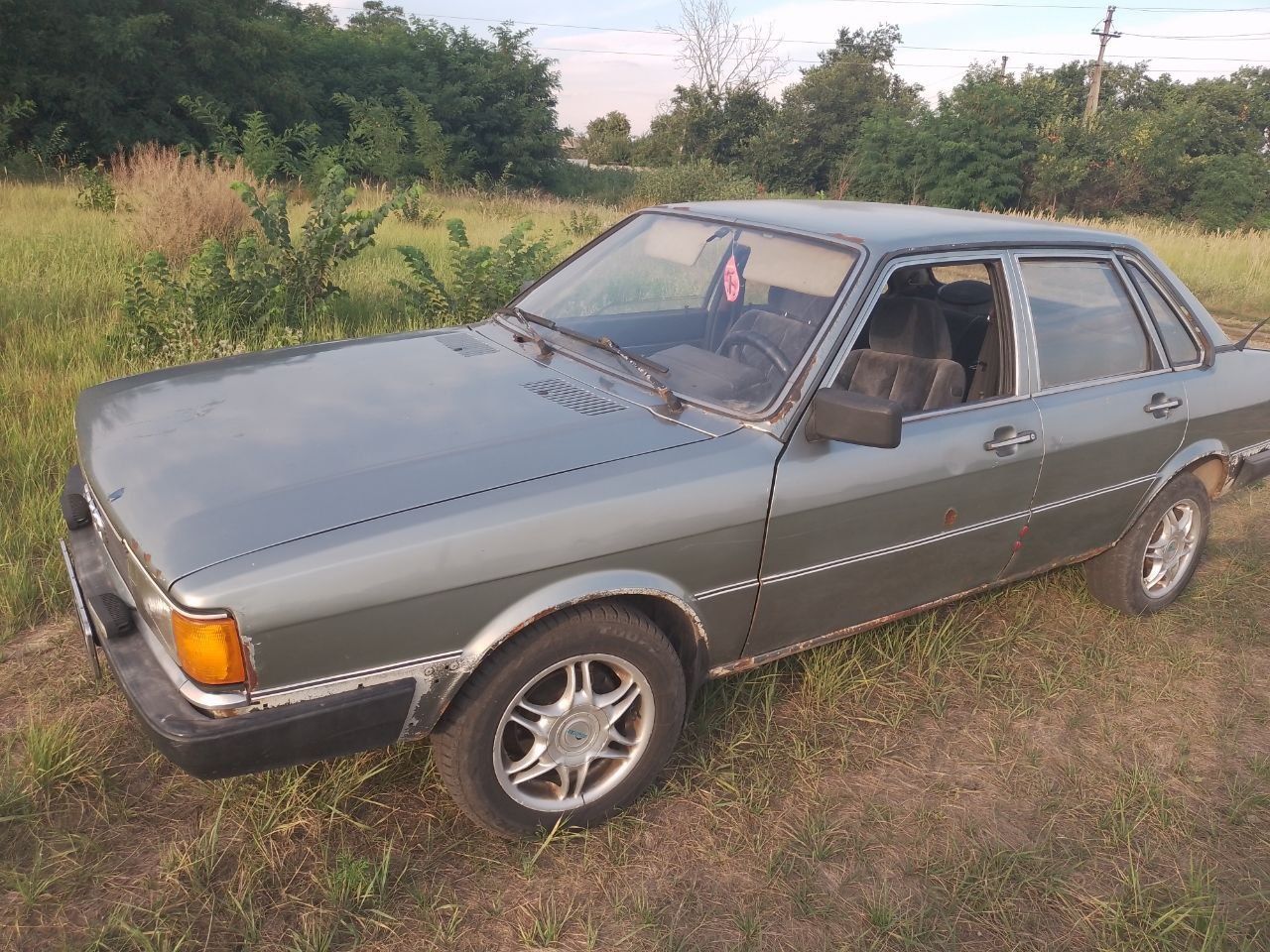 Продам audi 80 1.6
