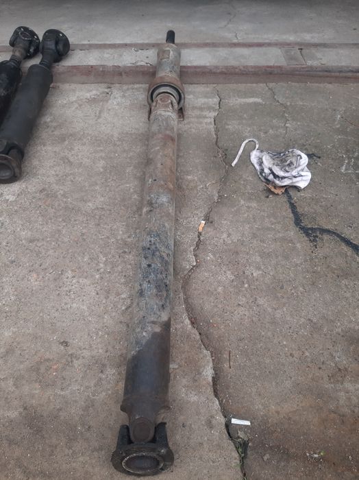 Продам кардан на Ниву 2121 удлинённый для заднего привода