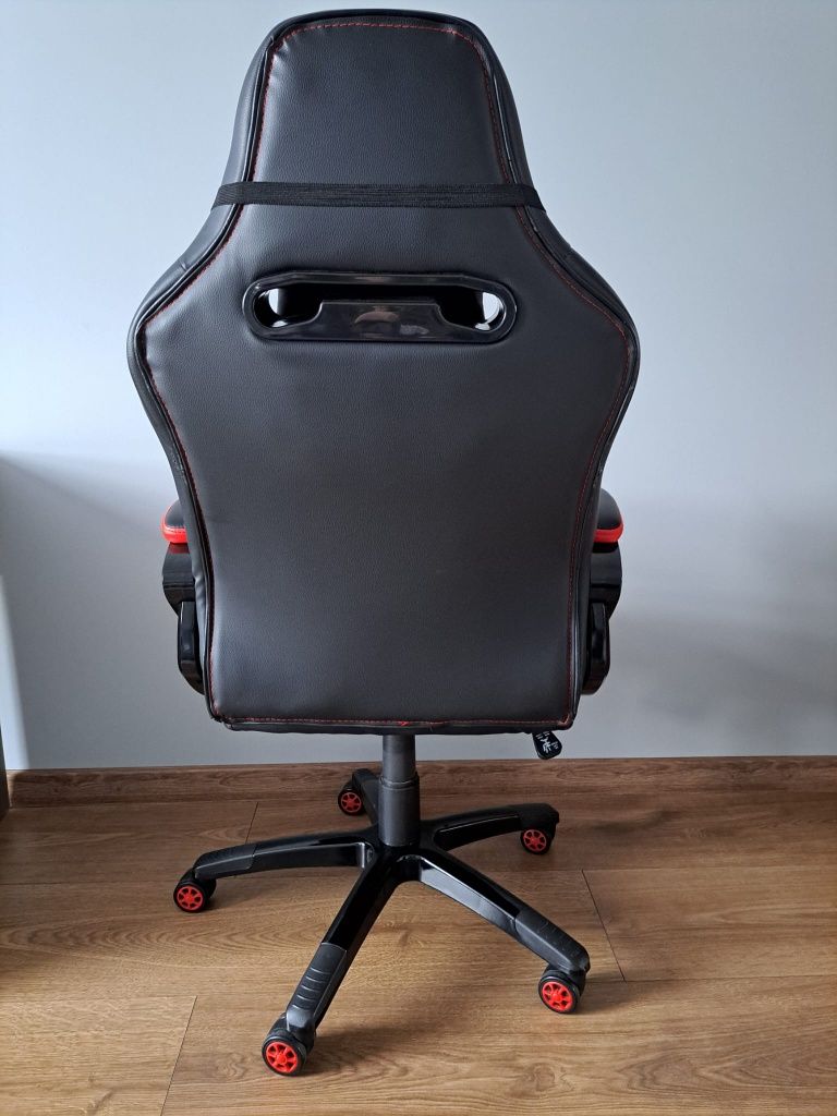 Fotel gamingowy PRO-GAMER