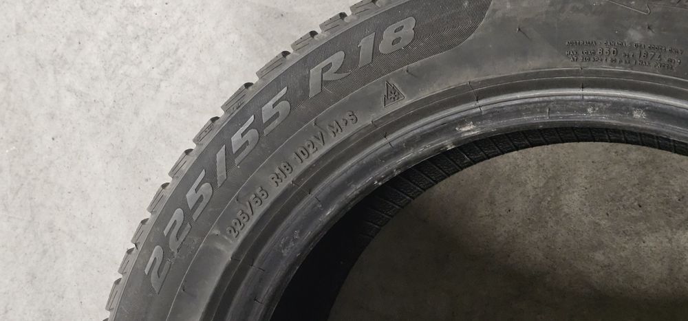 Opony Pirelli Sottozero 3, 225/55/18 4sztuki 4/5 mm zimowe