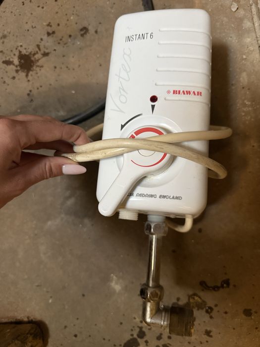 Podgrzewacz elektryczny do wody Biawar Instant 6