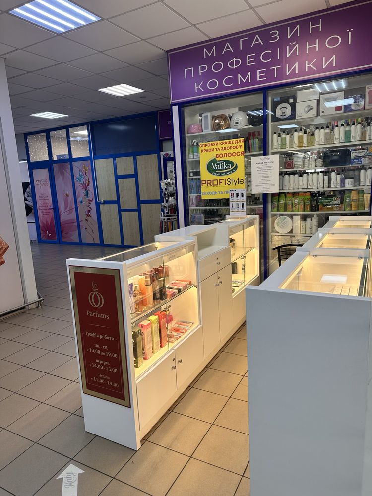 Оренда островка в ТЦ на ул. Григоровича Барского , 1