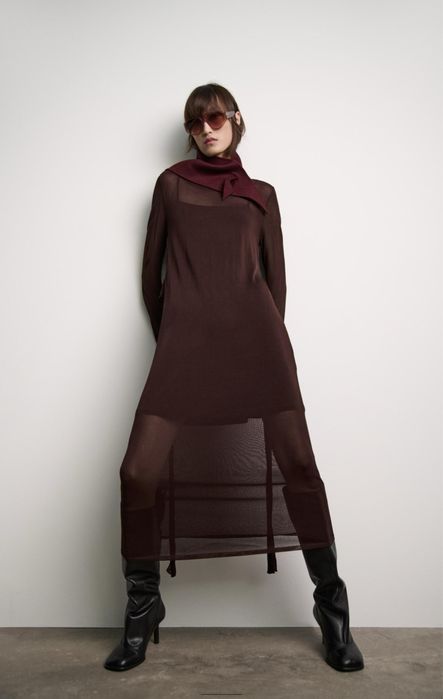 Нова бордова сукня ZARA