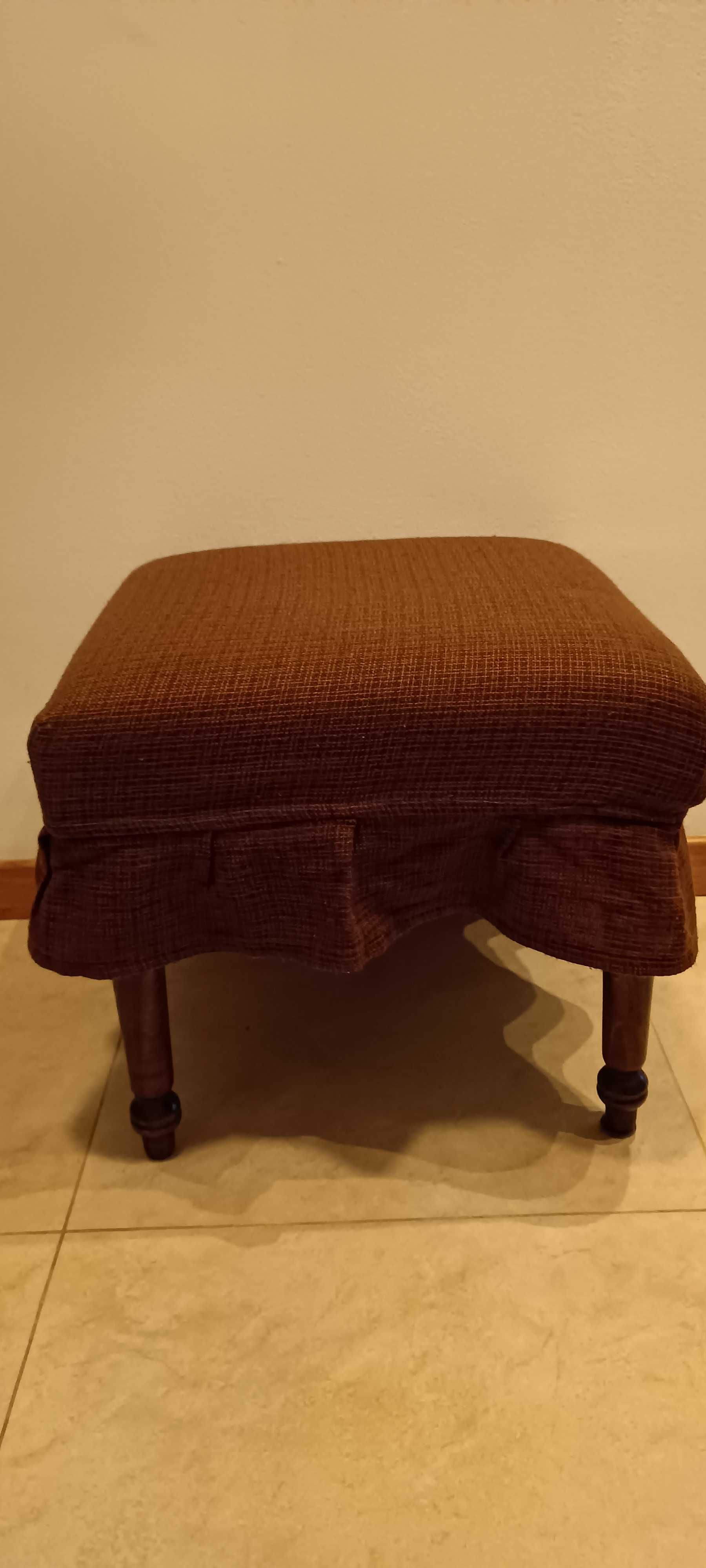 Puff/ stołek/siedzisko /taboret 2szt ż materiałowym pokrowcem