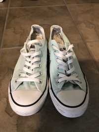 Klasyczne niskie trampki Converse low top w kolorze miętowym 39,5