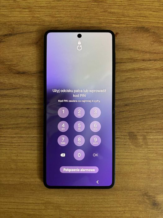Sprzedam Samsung Galaxy Z Flip7 256GB/12GB