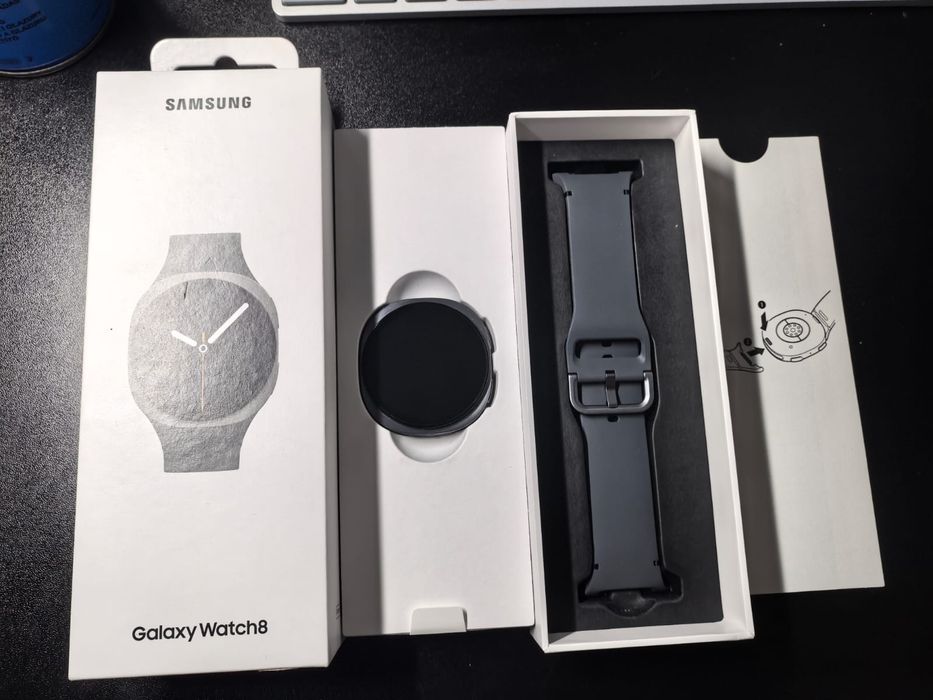 Samsung Galaxy Watch 8 44mm Czarny, biały nowe