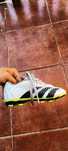 Chuteira Adidas Predator branca
