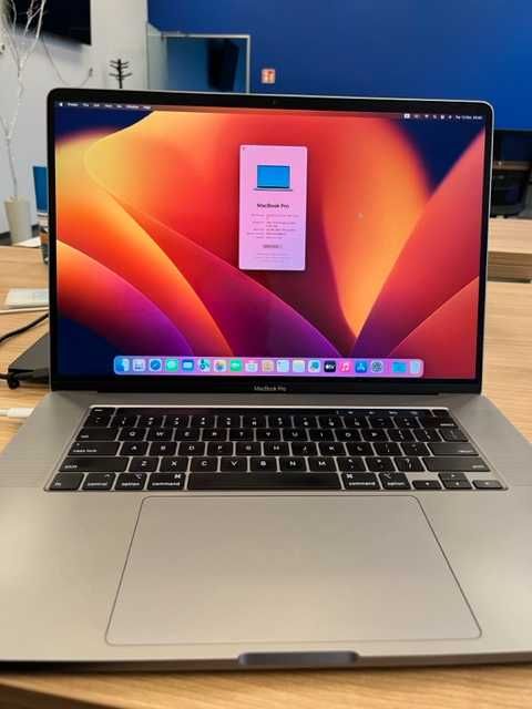 Macbook Pro 16-inch, I7/32 gb/1TB, 280 cycl.